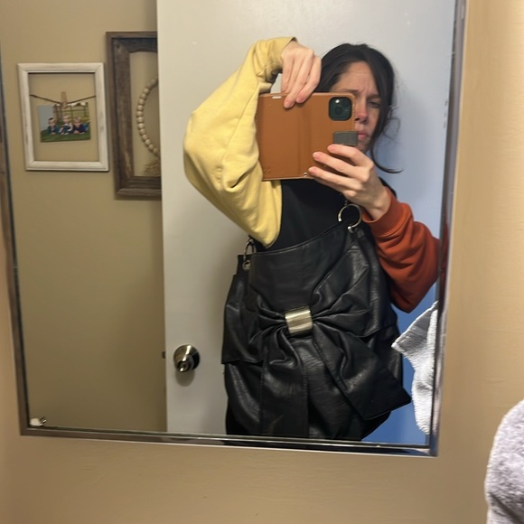 Beautiful black bow feature shoulder bag/purse - Picture 7 of 12